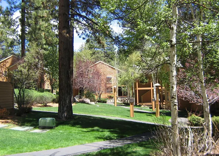 3-Bedroom Condo Near Lake,Hyatt,Diamond Peak