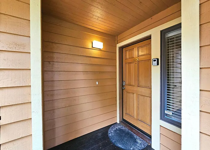 Delightful Mccloud Condo